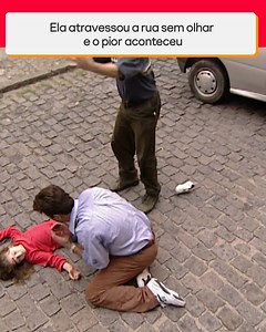 Sandrinha é atropelada e fica entre a vida e a morte 😰 ▶️: Por Amor | Globoplay Novelas