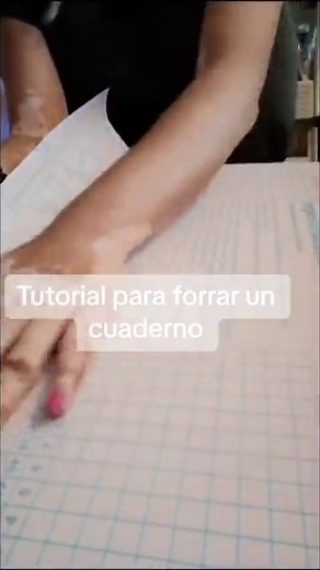 Tutorial paso a paso para forrar un cuaderno italiano