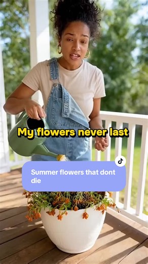 I love having flowers outdoors, but mine never survived long.🌸🌸🌸#porchdecor #artificialflowers #homedecor #outdoorhomedecor #tiktokshopfinds