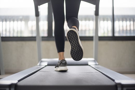 Which Is Better—Treadmill or Outdoor Running? Yes, There’s a Right Answer