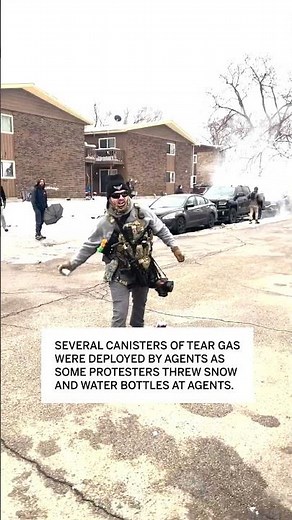 Tear gas deployed in Elgin as Feds detain man after hours long standoff