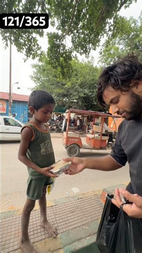 Helping poor kids | Food Helping Video | poor People Help Video | Helping poor People tiktok #shorts