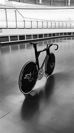 Discover the 25,000$ Fixie Bike