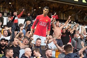 Transferts : Cristiano Ronaldo à Manchester United, c'est officiellement signé