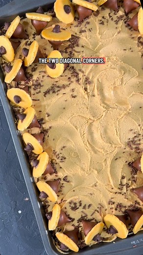 1.9K views · 13 reactions | Learn how to make this easy acorn cake...