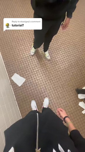 Twizzy Handshake Tutorial | How to Do Handshake | Finger Switch Handshake