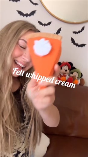 Can’t have pumpkin pie without the whipped cream! ✨ Full pumpkin pie tutorial is on my page if you wanna make your own!  My kids have been baking in their little kitchen like there’s no tomorrow! 殺殺殺不❤️ #momlife #easycraft #easycrafts #toddlercrafts #easysewing #sewingtutorial #feltcraft #feltcrafts #creativemom #playfood #fallcrafts #pie | Gaily Box | Facebook