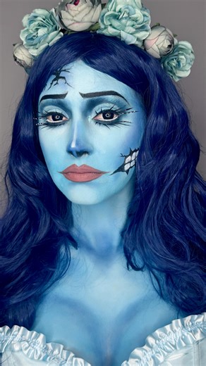Rowena Carhart on Instagram: "Corpse Bride make-up. I had to use the new song from @raye 💜 #corpsebride #corpsebridemakeup #thecorpsebride #halloweenmakeup #halloween2025"