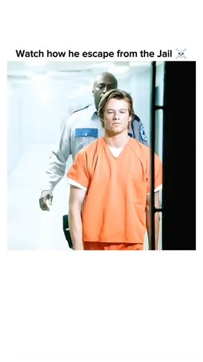 Hollywood clips on Instagram: "Title: 9-1-1 🚒🚑 Director: Ryan Murphy, Brad Falchuk, Tim Minear 🎬 Genre: Action, Drama, Thriller 🔥 Runtime: 7 Seasons ⏱️ Language: English 🇺🇸 Release Date: January 3, 2018 📅 Cast: Angela Bassett, Peter Krause, Jennifer Love Hewitt, Oliver Stark, Aisha Hinds ⭐ Storyline: *9-1-1* follows the lives of Los Angeles’ first responders — firefighters, paramedics, police officers, and dispatchers — as they tackle life-threatening emergencies. Balancing high-pressure