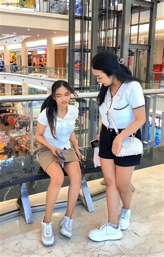 7.8K views · 137 reactions | Collection of funny videos of pranks on beautiful girls, really funny haha #prank #funny #comedy #reel #viralvideo | Jeni Heart | Facebook