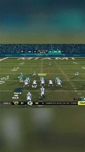 Richardson's PERFECT Pass to Taylor for 8 Yards! #shorts