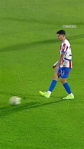 JULIO ENCISO KNOWS HOW TO SHOW OFF 😎🇵🇾 #FIFAWORLDCUP