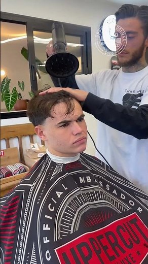 Cutting & Styling a Blowout Taper.