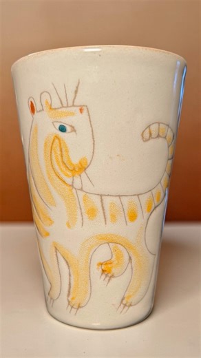 VINTAGE GLIDDEN POTTERY TIGER CUP 1950s❤️#vintage #haul #art #shorts #shortsfeed #decor #tiger