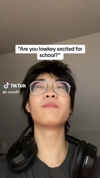 Reading 500 pages of a apush book cause i have a quiz on it on monday lord help me