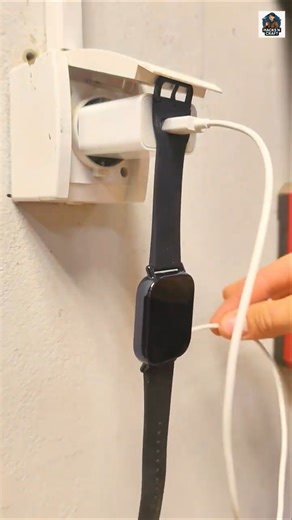 Genius Charging Trick! 💥#SmartwatchTrick #chargingtips