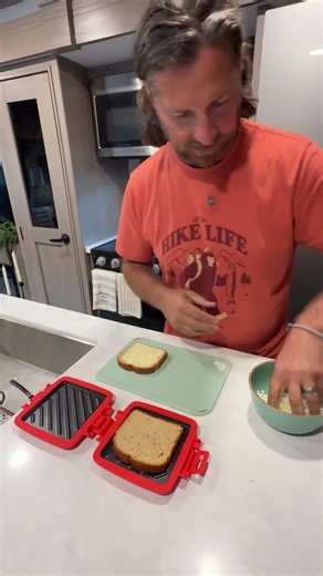 Grilling in a MICROWAVE?! 🥩 Micro Grill Review