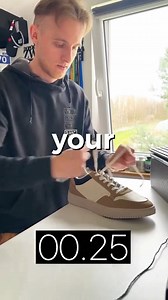 724K views · 4.4K reactions | Can you do it faster? ​ #lifehack #hacks #shoes #fast #howto #tutorial #reels | Andre Life hack | Facebook