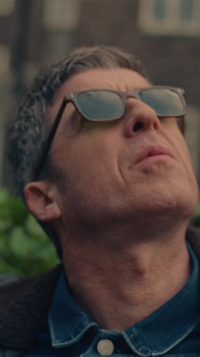 Exploring the Meaning Behind 'Easy Now' Lyrics