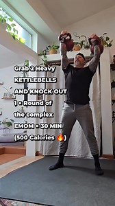 Heavy kettlebell work doesn’t just burn calories during the session—it keeps your body burning calories for hours after 👑 That’s EPOC (Excess Post-Exercise Oxygen Consumption) in action. Brutal Session: ✅ Double KB Clean Thruster 2 Seesaw Press = 1 ✅ 71lb kettlebells ✅ EMOM × 30 -> Complete 1 set of the Complex. Estimated burn: 360-500 calories Thanks to @mavericksfieldhouse on IG for sharing 👑 | Kettlebell Kings