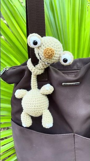 Crochet Sid the Sloth Long neck Amigurumi