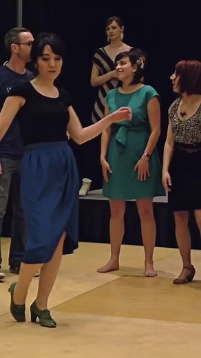 Dynamic Dance Routine Led by Talented Female Performer