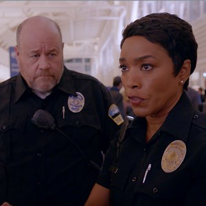 4.6M views · 22K reactions | The unbelievable episode you cannot miss! Angela Bassett, Connie Britton and Peter Krause star in 9-1-1, all-new TONIGHT at 9/8c. | 9-1-1 on ABC | Facebook