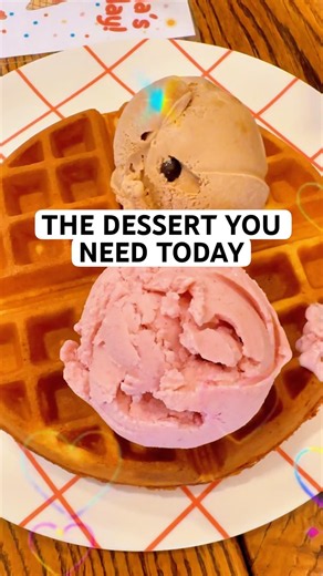 This Waffle Ice Cream Combo Is Pure Happiness🍦🧇