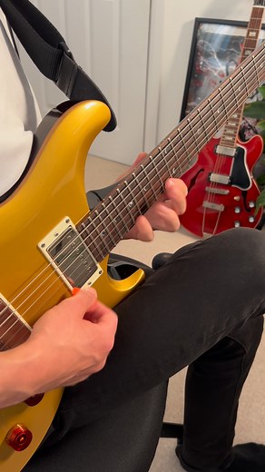 🎸 Anastasia – Intro Riff 🎶 Slash’s intro on Anastasia is one of his modern standouts — a classical-inspired arpeggio that explodes into a heavy, driving riff. A perfect blend of melody and power. ⠀ 👉 Grab my free Tab Pack with the Top 10 Most Viewed Solos from my videos (PDF Guitar Pro) through the link in my bio. ⠀ What’s your favorite Slash riff or solo outside of Guns N’ Roses? 👇 #Slash #Anastasia #MylesKennedy #GuitarRiff #RockGuitar #HardRock #LearnGuitar #ElectricGuitar #GuitarPractice
