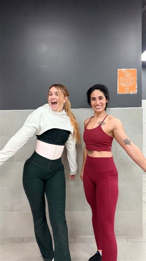 Alexa Carpenter on Instagram: "Typical gym interaction as the ones known for carrying a tripod around. #Motivation #GymTok #WomenSupportingWomen #Wellness #GymFits"