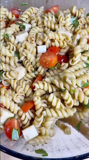 Caprese Pasta Salad