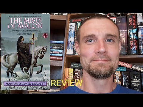 The Mists Of Avalon by Marion Zimmer Bradley - Book Review