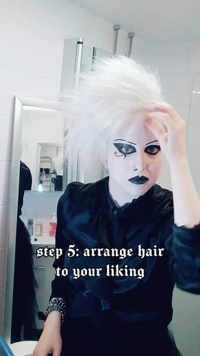 Goth Hair Tutorial: Achieve the Perfect Gothic Look