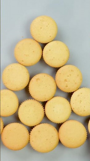 So Tasty Watermelon Cupcake Decorating Idea