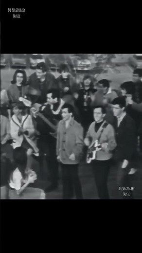 Frankie Valli and The Four Seasons - Big Girls Don't Cry (1962)