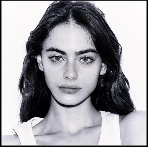 Model Looks of Yael and Taylor: Behind the Scenes