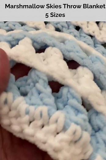 Beautiful Crochet Stitch and Bulky Yarn. Marshmallow Skies Throw 3D ZigZag Waffle Stitch Blanket