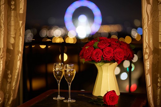 Hotel Regina Louvre | Official Site | 5 star hotel paris