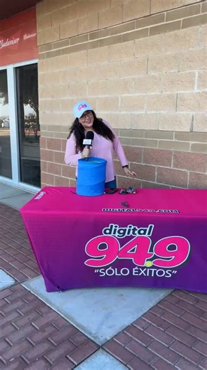 Chelys desde Sames Auto Arena invitándote a tomarte la foto con Tiger Shark y su piloto Kyle Sizemore, de los Hot Wheels Monster Trucks, además aprovecha la promoción de compra un boleto y recibe otro gratis! | Digital 94.9