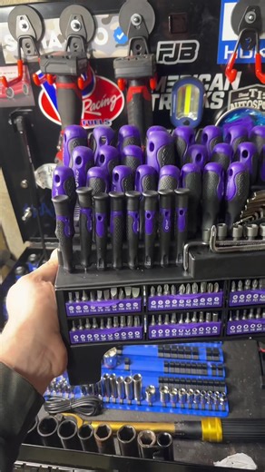 Complete 118 Piece Screwdriver Kit for All Your Needs