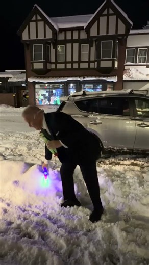 Snowy weather in Saranac Lake #alpine #camping #winterwedding #saranaclake #hotelsaranac