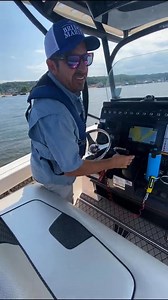 One way to get free after running aground PART 3 OF 3 🏝️ #boating #learntoboat #boatingtips #part3 #highlandsnj #bridgemarina | Bridge Marina, Inc.