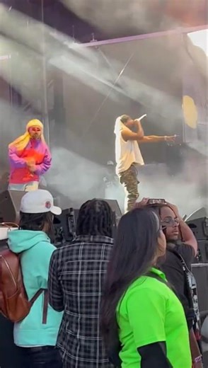 Oliver Tree, Trippie Redd & Ski Mask - Life Goes On (Remix) (Live in Chicago 2022)