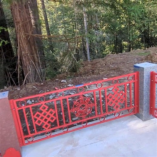 Please enjoy this beautiful tour of the Namdrol Pemay Gatsal Stupa Mandala project at Pema Osel Ling Retreat Center! The Stupa crew has been working diligently to complete Rinpoche's vision. The Stupa Mandala at Pema Osel Ling was created by Lama Tharchin Rinpoche and Lama Sonam Rinpoche to be a holy place of pilgrimage for generations. Our precious teacher Lama Tharchin Rinpoche passed into parinirvana before fulfilling the vision he shared with Lama Sonam Rinpoche of completing the stupa manda