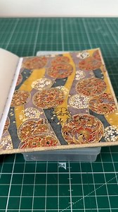 Shannon Mou (@linkandpage) is a UX & UI designer and amateur bookbinder. Enjoy the process of her beautiful creations. #domestika #bookbinding #bookbinders #bookarts | Domestika