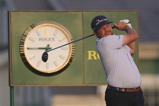 PGA Tour pro goes unrecognized in 'undercover' club fitting video