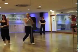 Senam Aerobik Dance untuk Membuat langsing