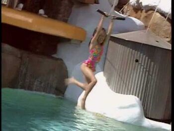 Hot, Hot, Hot (Mickey's Fun Songs)-2