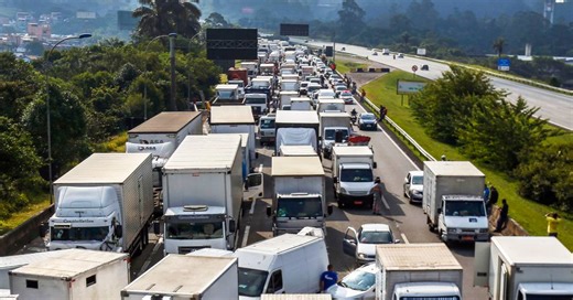 Relembre a greve dos caminhoneiros de 2018 e o que pode se repetir agora