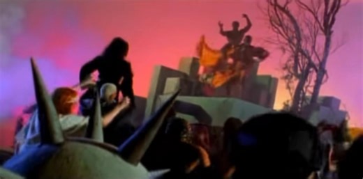 Happy Birthday to the God MC, Rakim! Today we celebrate the absolute blueprint for lyricism. From Paid in Full to The Re-Up, Rakim’s conscious wordplay and effortless delivery redefined what it means to be a MC. He didn’t just change the game; he created the standard for everyone who followed. Thank you for the decades of wisdom and for keeping the culture elevated. Wishing the Microphone Fiend himself a legendary day! #TheHipHopMuseum | The Hip Hop Museum